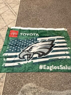 Philadelphia Eagles Green Fan Flag - #EaglesSalute